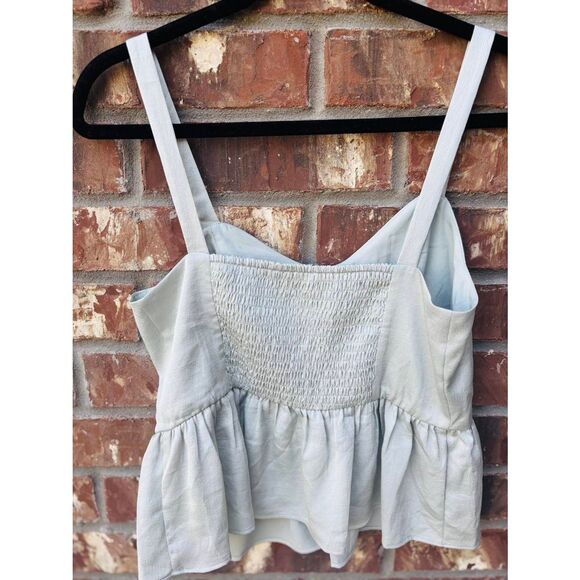 EXPRESS CROP TOP size Medium, new without tag and in excellent condition. - Picture 5 of 8